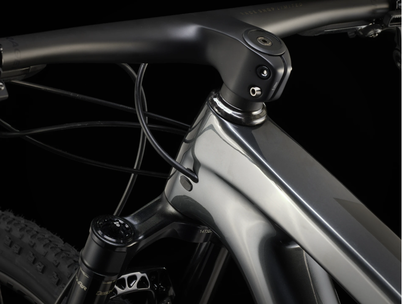 Trek Supercaliber SLR 9.9 XX AXS Full Suspension Mountain Bike 2024 in Deep Smoke-5